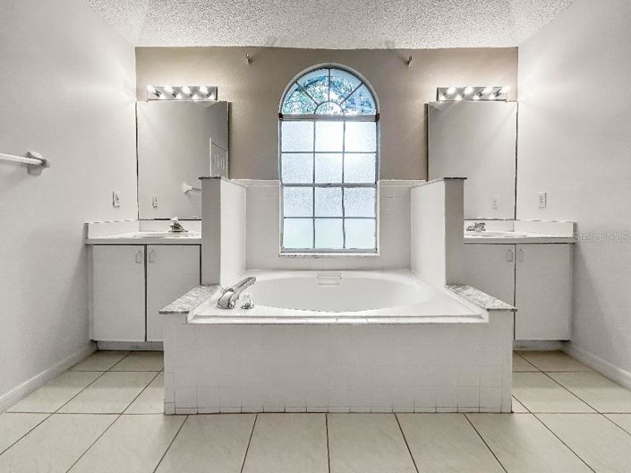 Image No.11-Maison de 4 chambres à vendre à Saint John