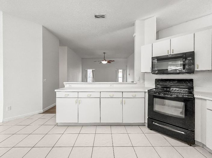 Image No.7-Maison de 4 chambres à vendre à Saint John