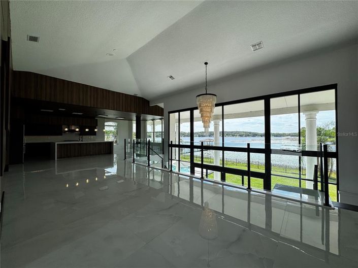 Image No.6-Maison de 5 chambres à vendre à Saint John