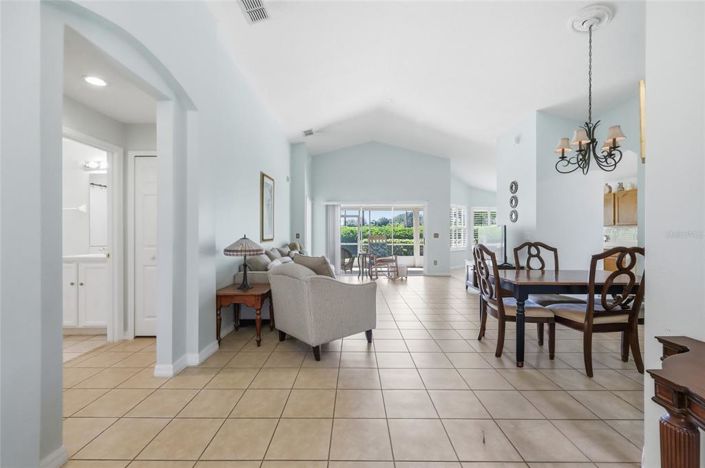 Image No.5-Maison de 2 chambres à vendre à Saint John