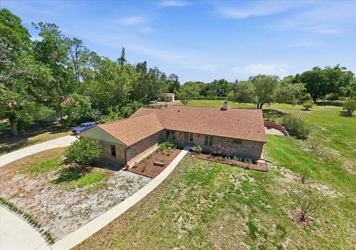 Image No.8-4 Bed House for sale