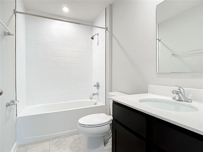 Image No.26-4 Bed House for sale