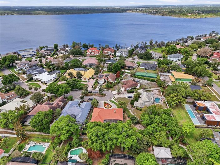 Image No.2-4 Bed House for sale