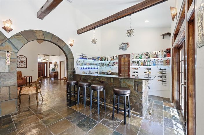 Image No.25-4 Bed House for sale