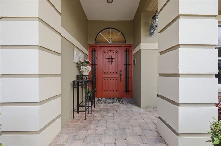 Image No.6-4 Bed House for sale