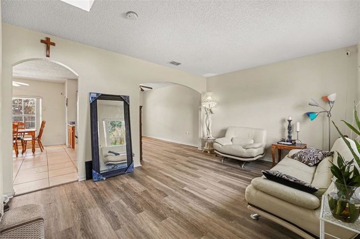 Image No.6-Maison de 4 chambres à vendre à Saint John