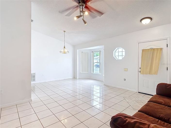 Image No.5-Maison de 3 chambres à vendre à Saint John