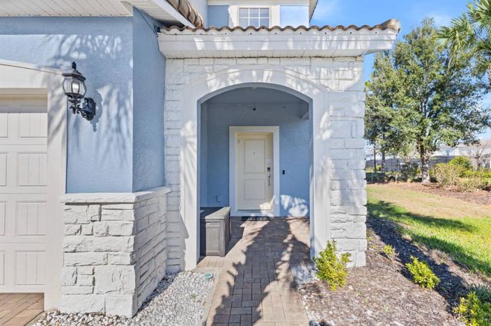 Image No.10-6 Bed House for sale