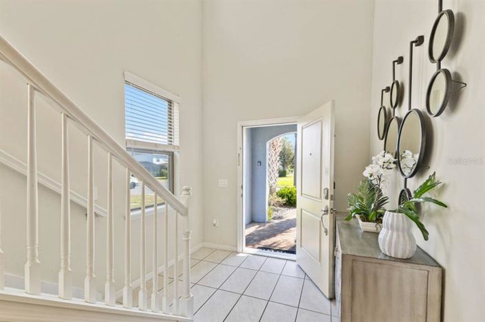 Image No.12-6 Bed House for sale