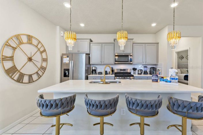 Image No.16-6 Bed House for sale