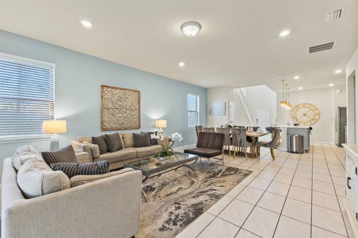 Image No.41-6 Bed House for sale