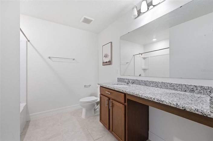 Image No.24-4 Bed House for sale