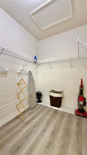 Image No.17-3 Bed Apartment for sale