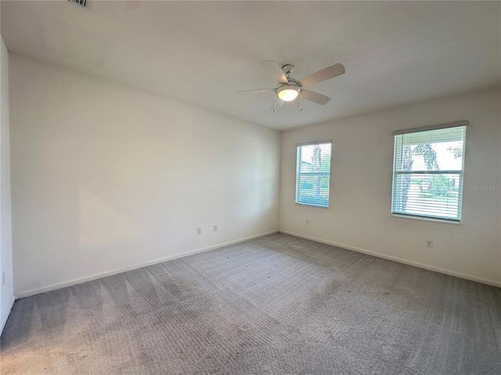 Image No.12-6 Bed House for sale