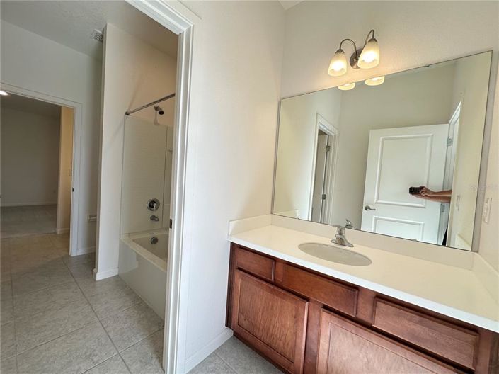 Image No.19-6 Bed House for sale