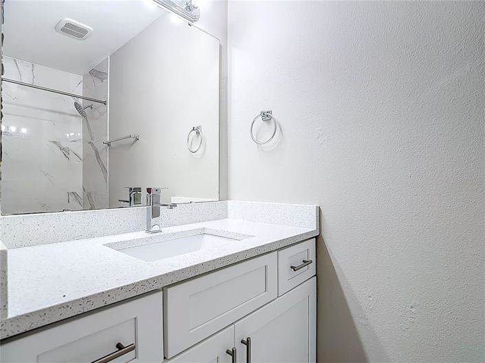 Image No.6-Appartement de 2 chambres à vendre à Saint John