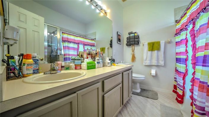 Image No.11-4 Bed House for sale