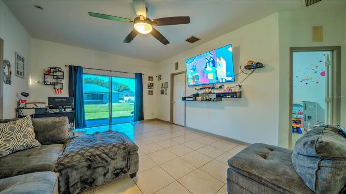 Image No.5-4 Bed House for sale