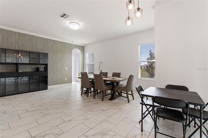 Image No.21-4 Bed House for sale