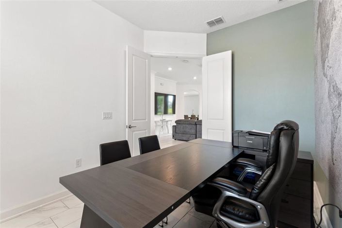 Image No.9-4 Bed House for sale