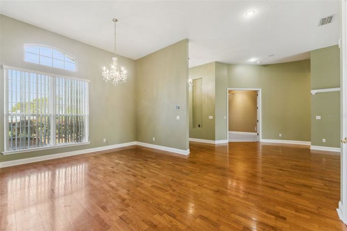 Image No.5-Maison de 4 chambres à vendre à Saint John