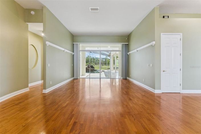 Image No.7-Maison de 4 chambres à vendre à Saint John