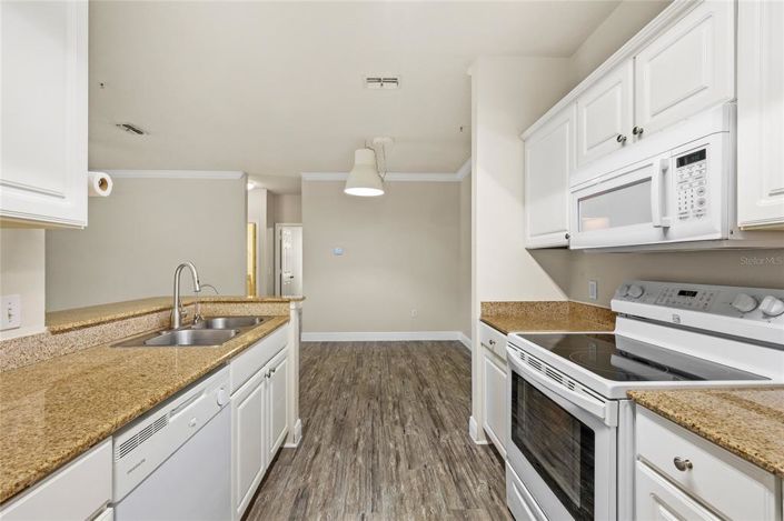 Image No.12-3 Bed Apartment for sale