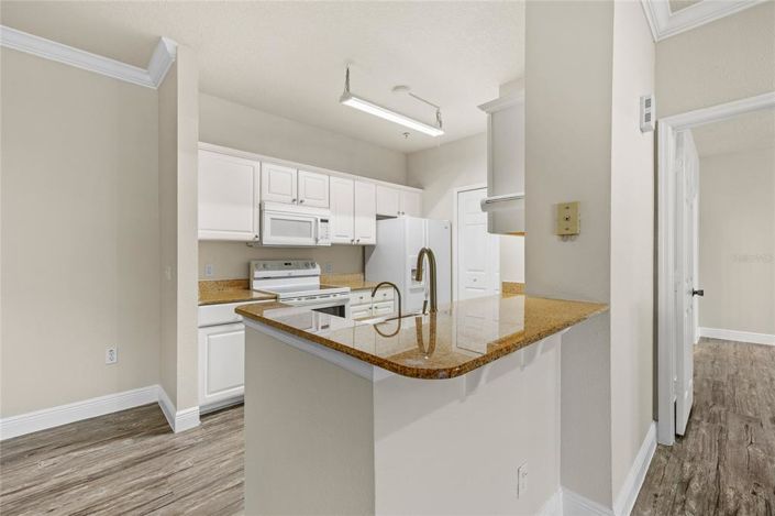 Image No.13-3 Bed Apartment for sale