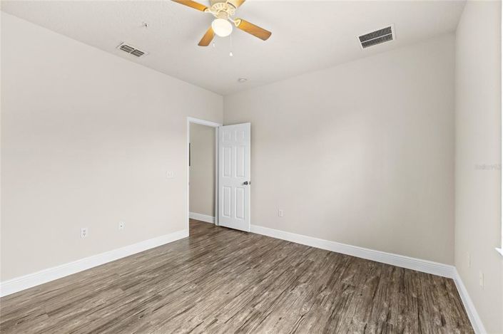 Image No.25-3 Bed Apartment for sale