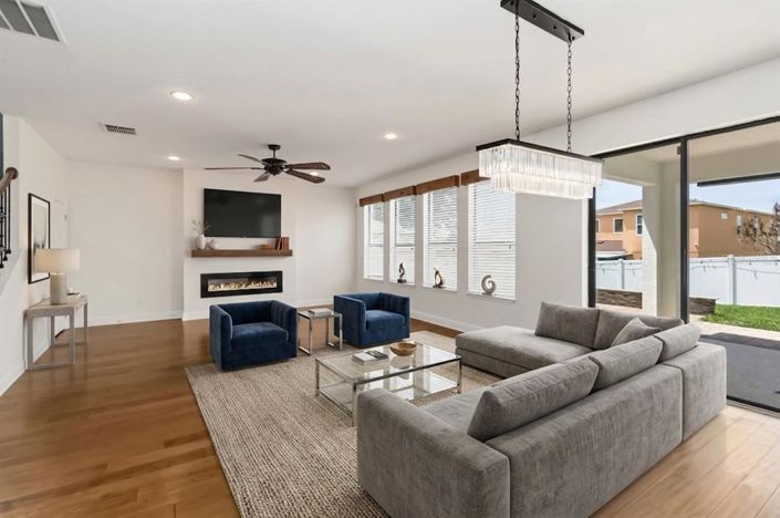 Image No.5-5 Bed House for sale