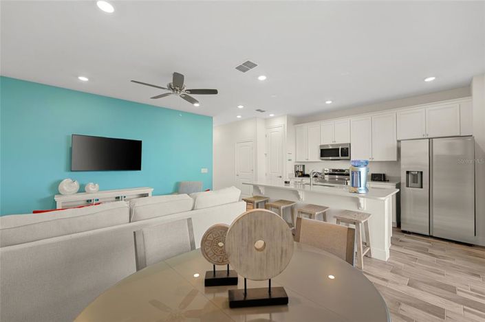 Image No.12-3 Bed Townhouse for sale