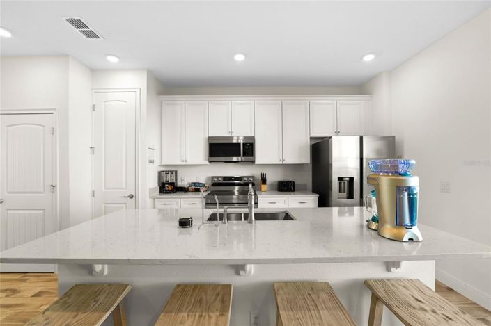 Image No.13-3 Bed Townhouse for sale