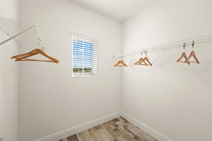 Image No.25-3 Bed Townhouse for sale