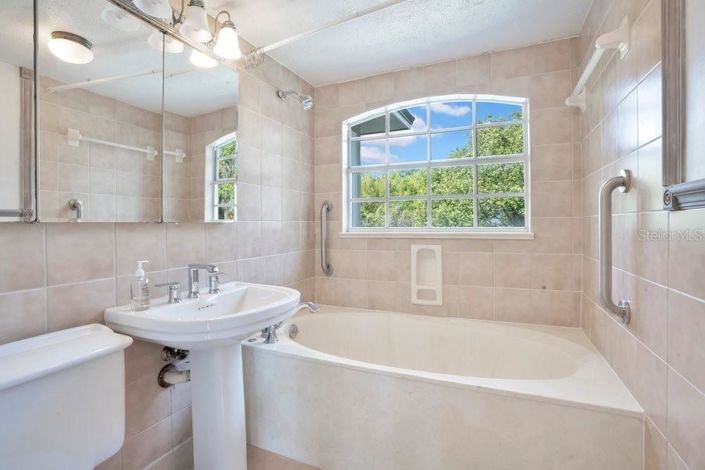 Image No.25-Maison de 4 chambres à vendre à Saint John