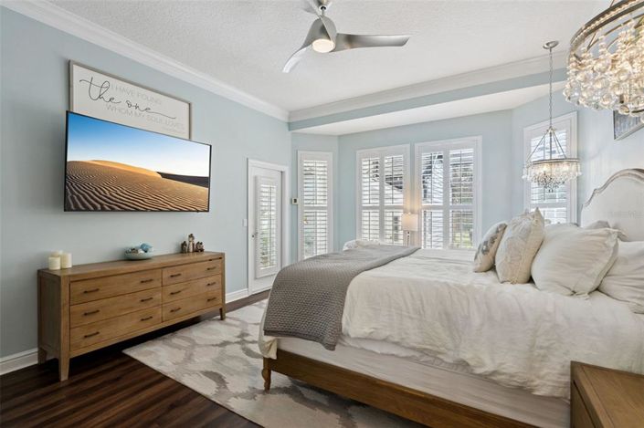 Image No.23-6 Bed House for sale