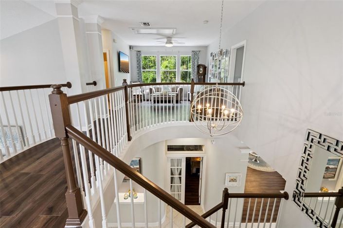 Image No.32-6 Bed House for sale