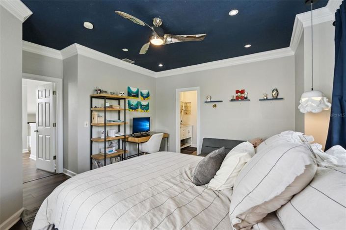 Image No.34-6 Bed House for sale