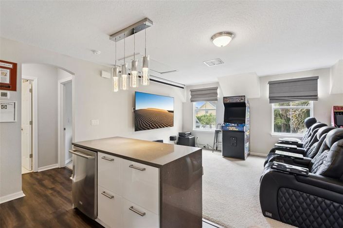 Image No.43-6 Bed House for sale