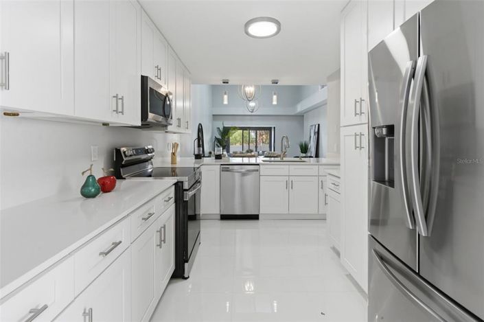 Image No.11-3 Bed Townhouse for sale