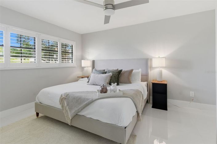 Image No.27-3 Bed Townhouse for sale