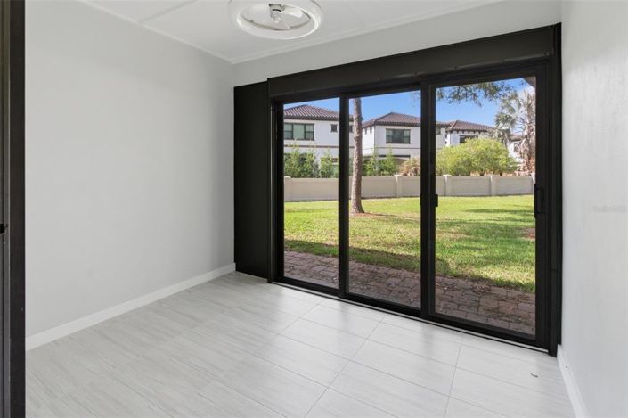 Image No.31-3 Bed Townhouse for sale