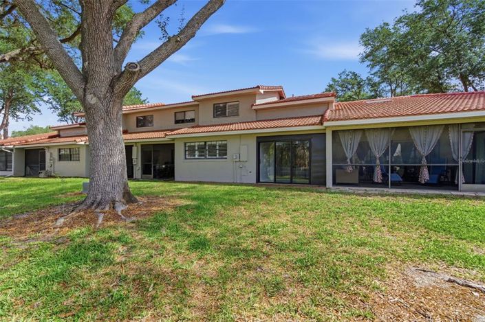 Image No.33-3 Bed Townhouse for sale