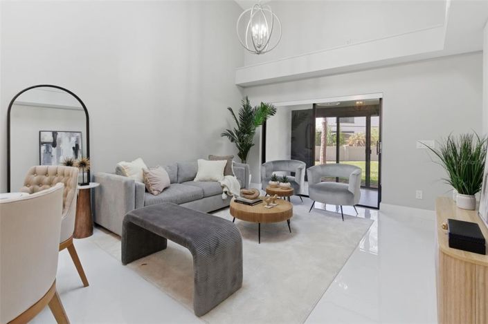 Image No.9-3 Bed Townhouse for sale