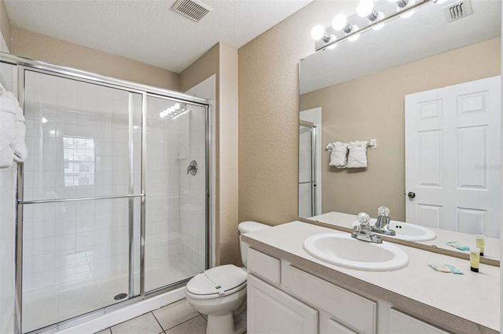 Image No.27-6 Bed House for sale