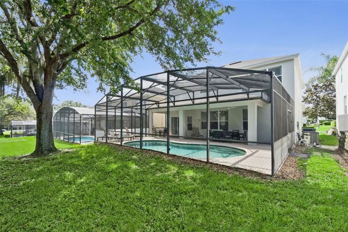 Image No.35-6 Bed House for sale