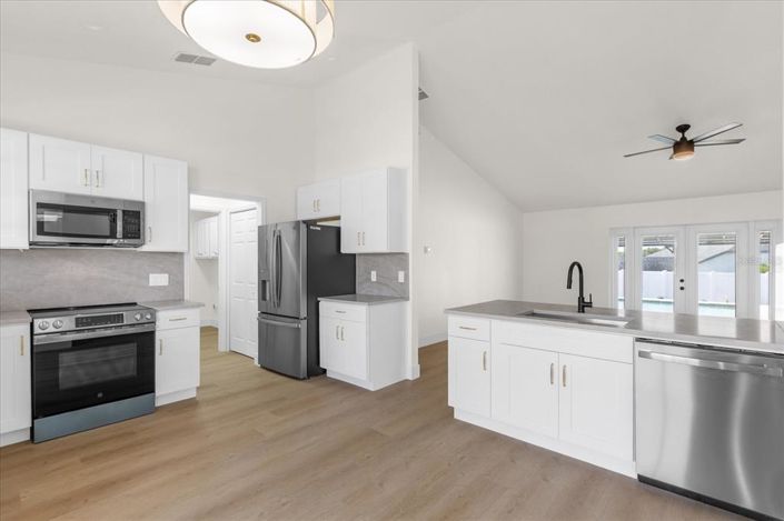 Image No.3-3 Bed House for sale