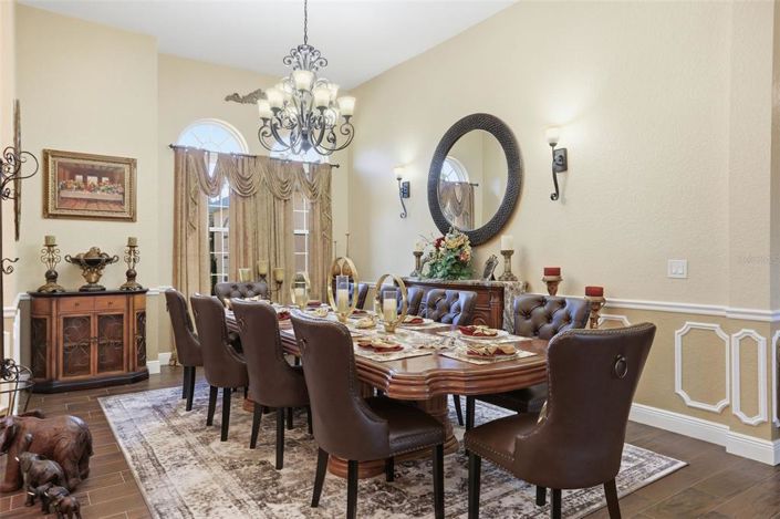 Image No.10-6 Bed House for sale