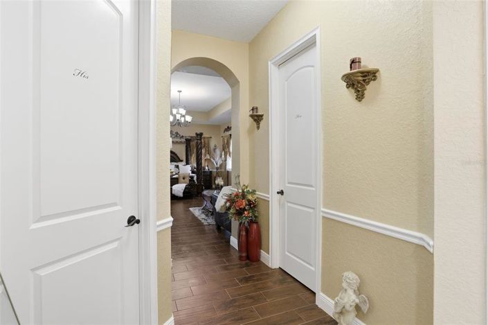 Image No.29-6 Bed House for sale