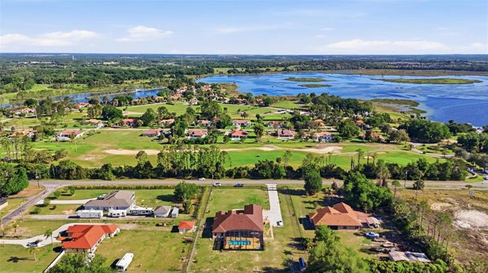 Image No.3-6 Bed House for sale