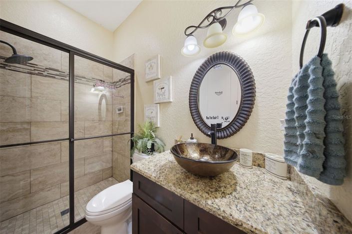 Image No.40-6 Bed House for sale